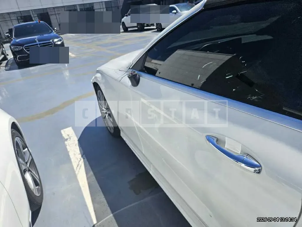 Photo 2 of 12: 2018 Mercedes-Benz C200 Cabriolet — Korean insurance auction