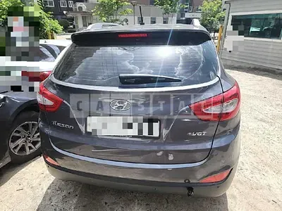 Photo 1 of 17: 2014 Hyundai Tucson, VIN KMHJT81VBFU037828 — Korean insurance auction