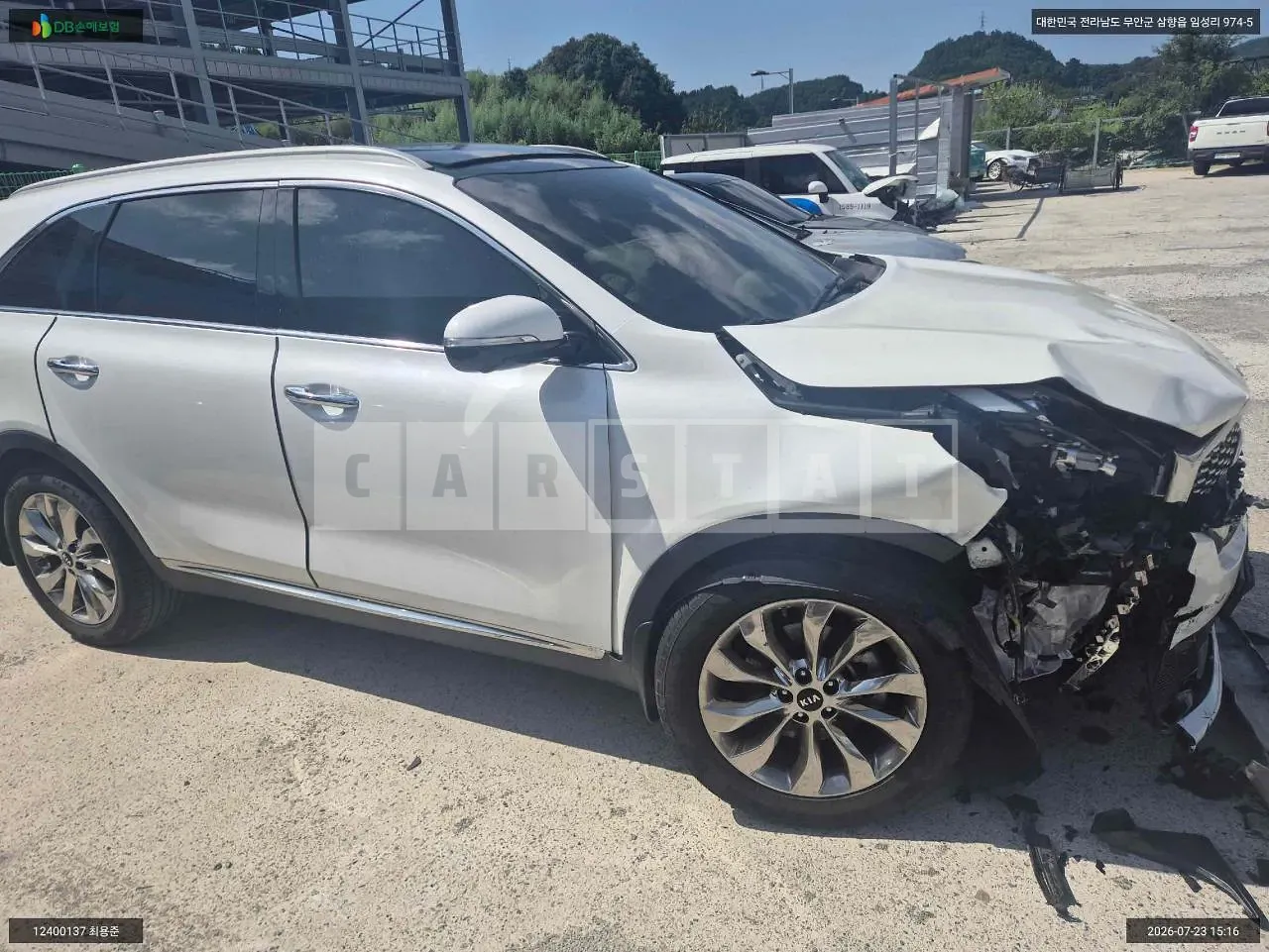 Photo 2 of 12: 2018 Kia Sorento, VIN KNAPH81BBJA434468 — Korean insurance auction