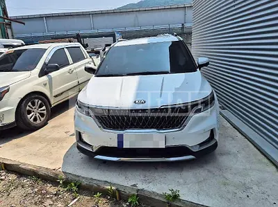 Photo 1 of 12: 2021 Kia Carnivals — Korean insurance auction