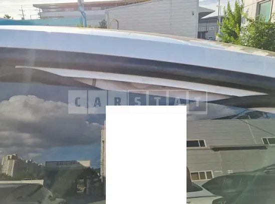 Photo 2 of 12: 2021 Tesla Model Y Standard Range — Korean insurance auction