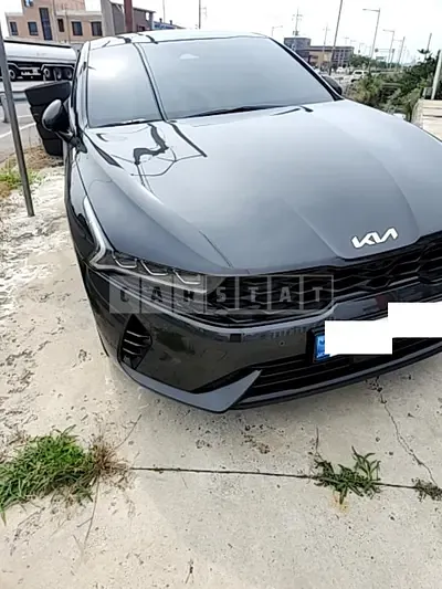 Photo 1 of 28: 2022 Kia K5 — Korean insurance auction