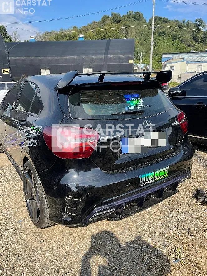 Photo 2 of 17: 2016 Mercedes-Benz AMG A45 4Matic, VIN WDDBF5CB5HJ558052 — Korean insurance auction