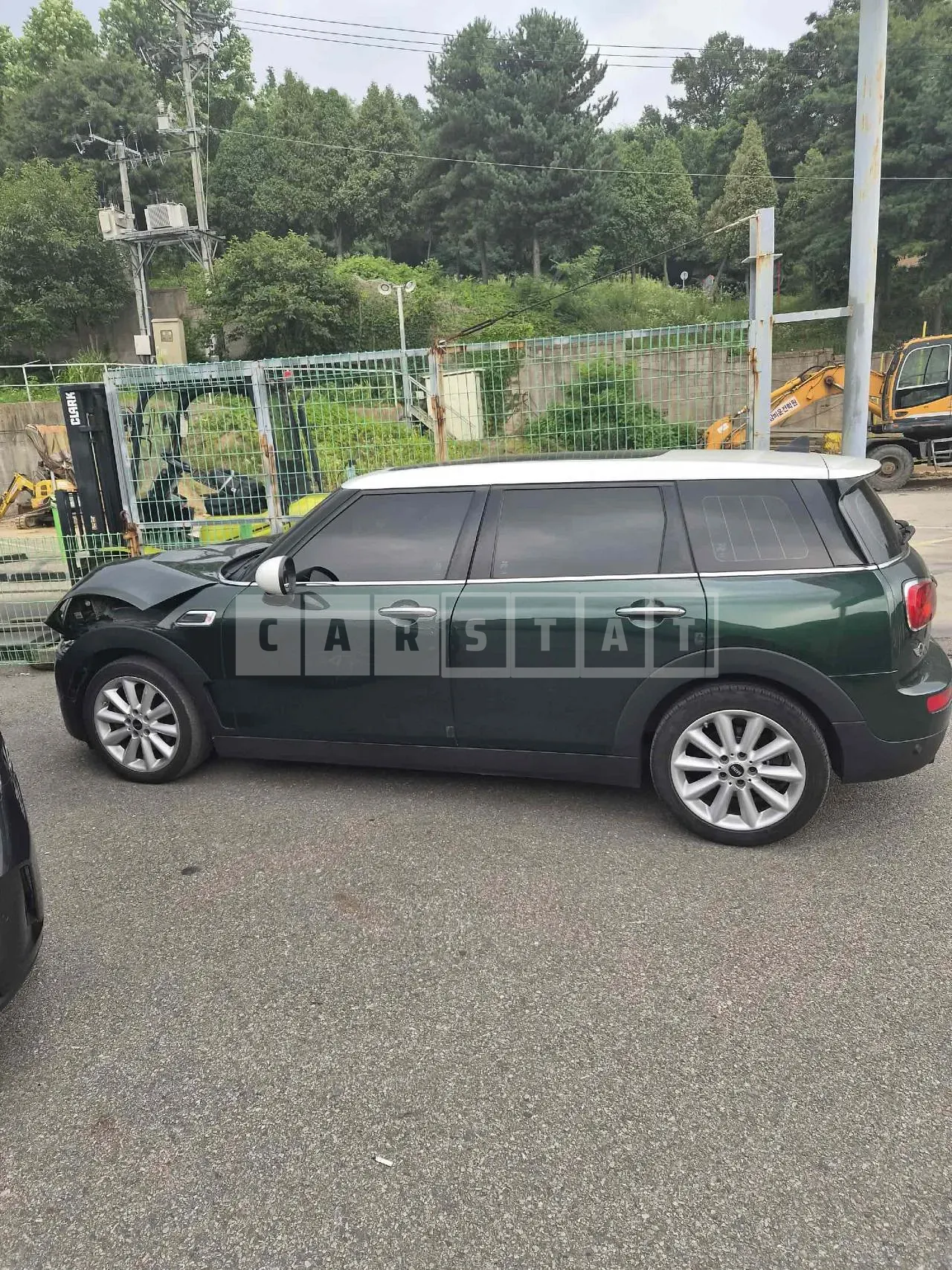 Photo 2 of 9: 2018 MINI Minnie Cooper Clubman, VIN WMWLN5108J2H03460 — Korean insurance auction