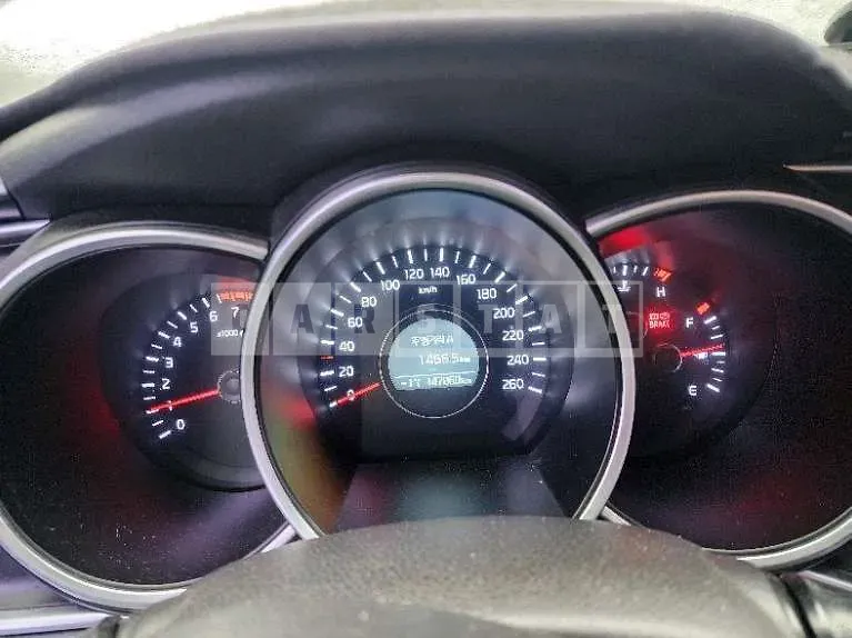 Photo 2 of 17: 2014 Kia K5 LPG — Korean insurance auction