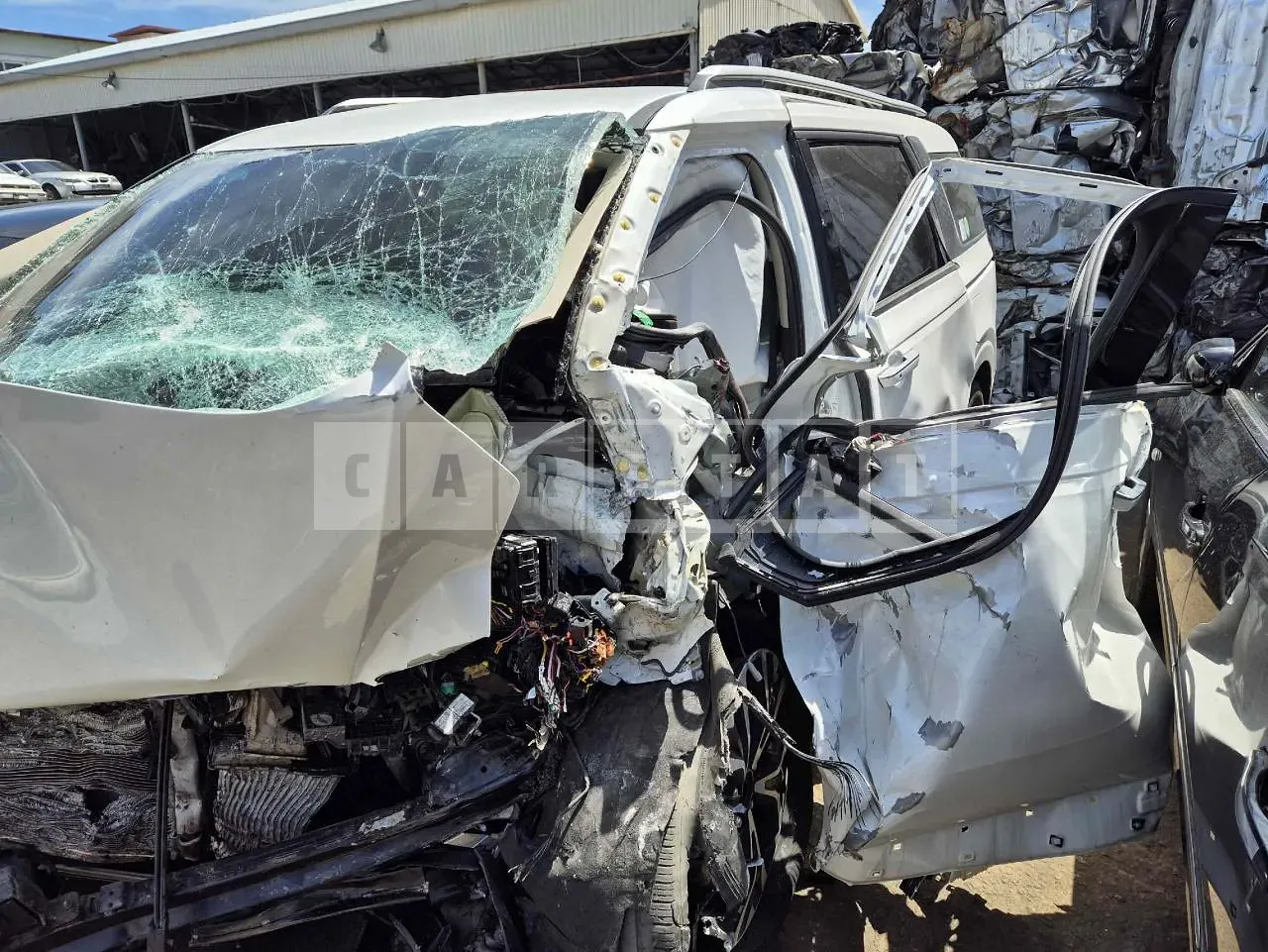 Photo 2 of 12: 2020 Kia Carnival, VIN KNANC81BBMS027115 — Korean insurance auction