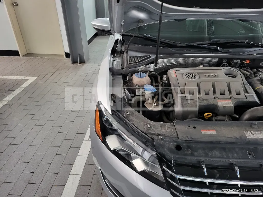 Photo 2 of 27: 2015 Volkswagen Passat 2.0 TDI, VIN 1VWZZZA3ZFC060029 — Korean insurance auction