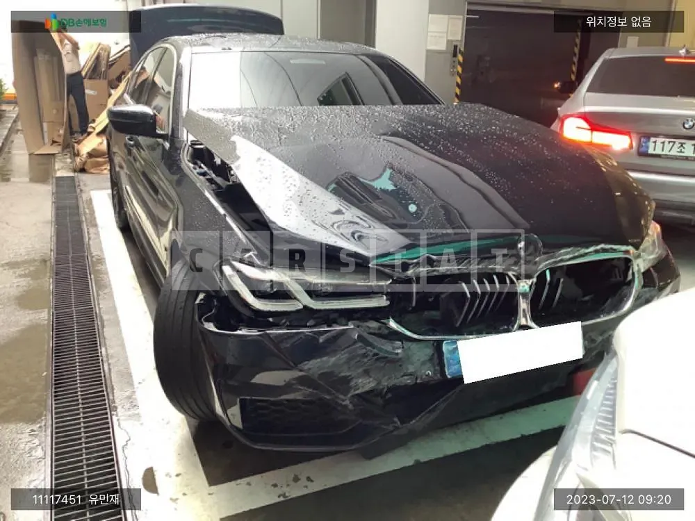 Photo 2 of 29: 2022 BMW 523d, VIN WBA11ES06NWX48068 — Korean insurance auction