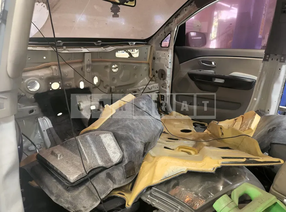 Photo 2 of 7: 2015 Kia Carnival, VIN KNHMF37ABFS006666 — Korean insurance auction