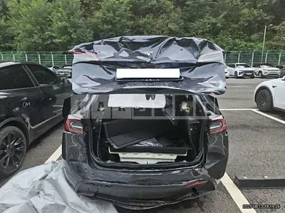 Photo 1 of 25: 2024 Tesla Model Y RWD — Korean insurance auction
