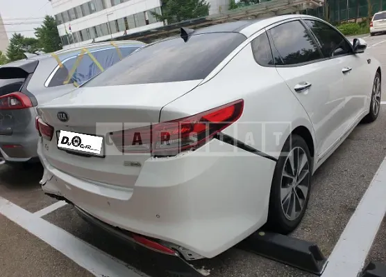 Photo 2 of 26: 2016 Kia K5, VIN KNAGW415GGA047910 — Korean insurance auction