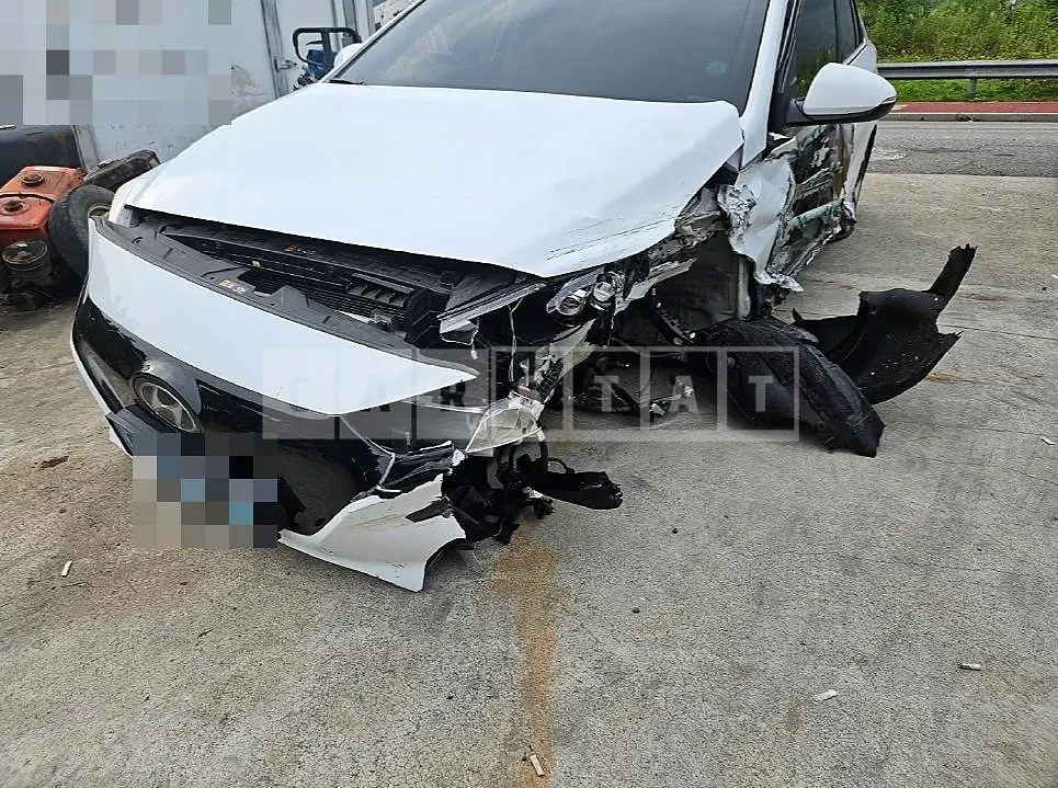 Photo 2 of 5: 2019 Hyundai IONIQ Electric — Korean insurance auction