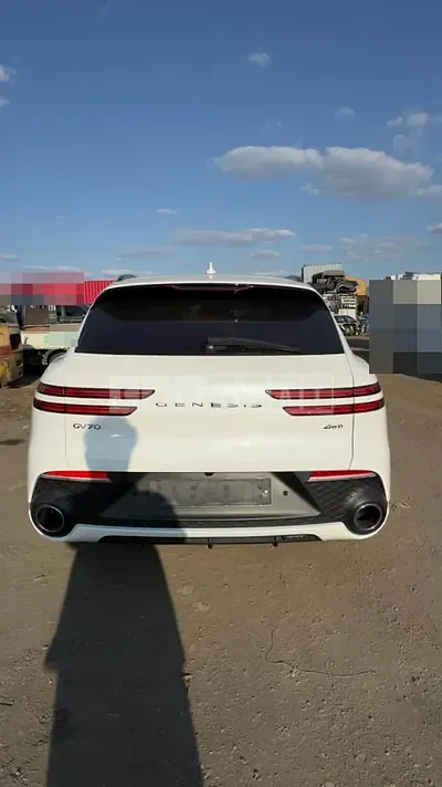 Photo 1 of 18: 2022 Genesis (parts) GV70 3.5T AWD — Korean insurance auction