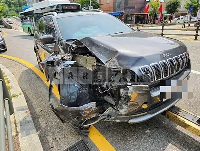 Photo 1 of 21: 2020 Jeep Straw Cherokee 2.4 AWD — Korean insurance auction