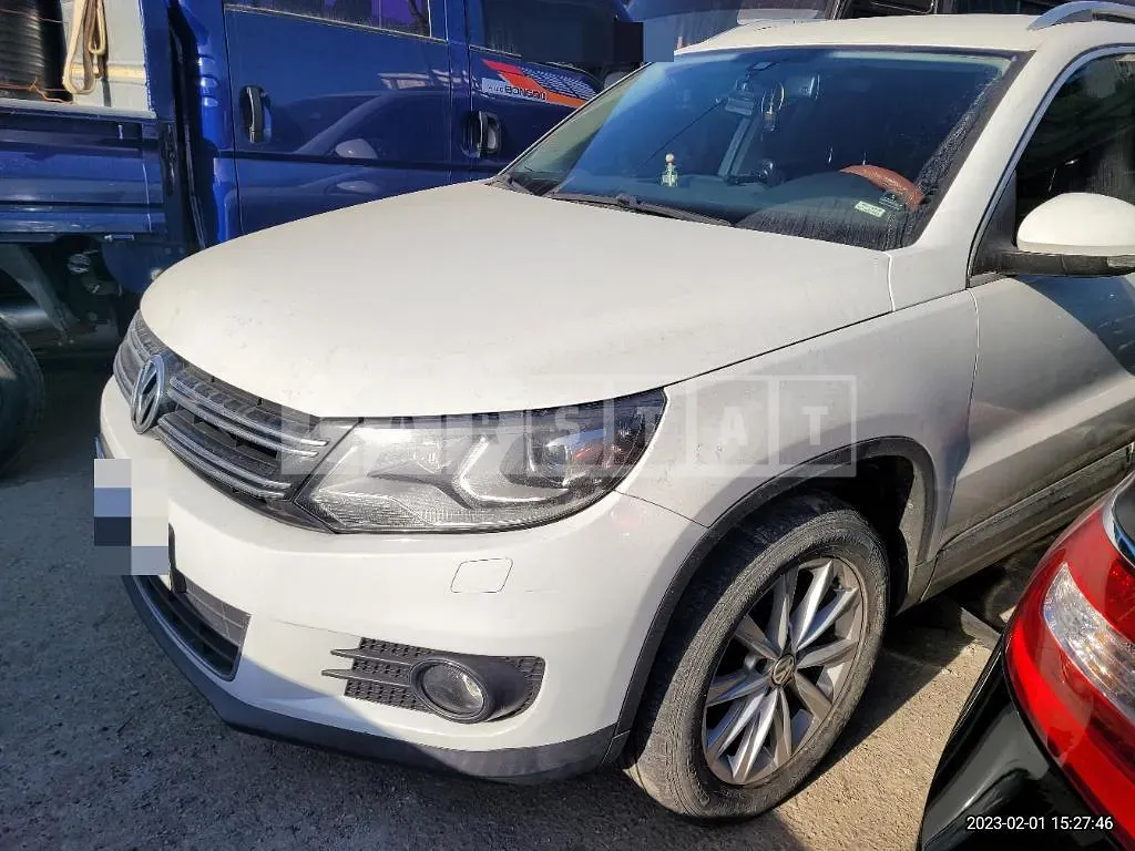 Photo 2 of 11: 2014 Volkswagen Tiguan 2.0 TDI Blue Motion, VIN WVGZZZ5NZFW523838 — Korean insurance auction