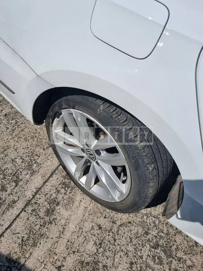 Photo 2 of 16: 2018 Volkswagen Passat 2.0 TSI, VIN 1VWZZZA3ZJC048083 — Korean insurance auction
