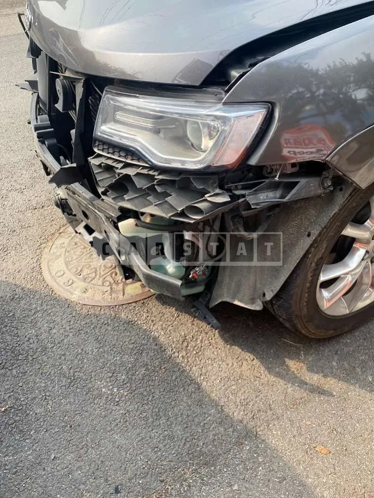 Photo 2 of 14: 2015 Jeep Straw Grand Cherokee, VIN 1C4RJFJM0FC804783 — Korean insurance auction