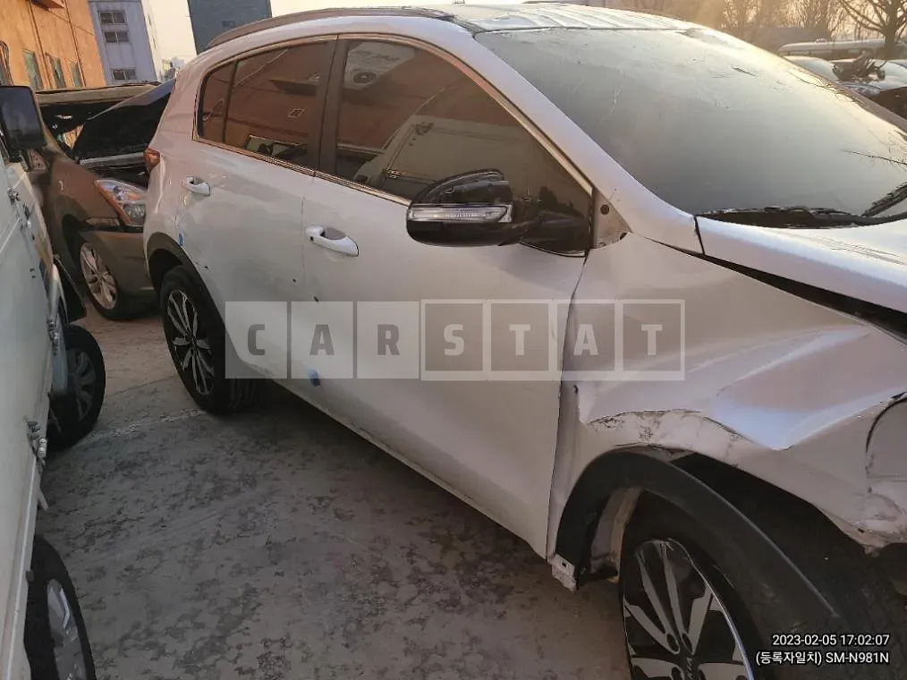 Photo 2 of 12: 2018 Kia Sponge 1.7, VIN KNAP6815GJK433653 — Korean insurance auction