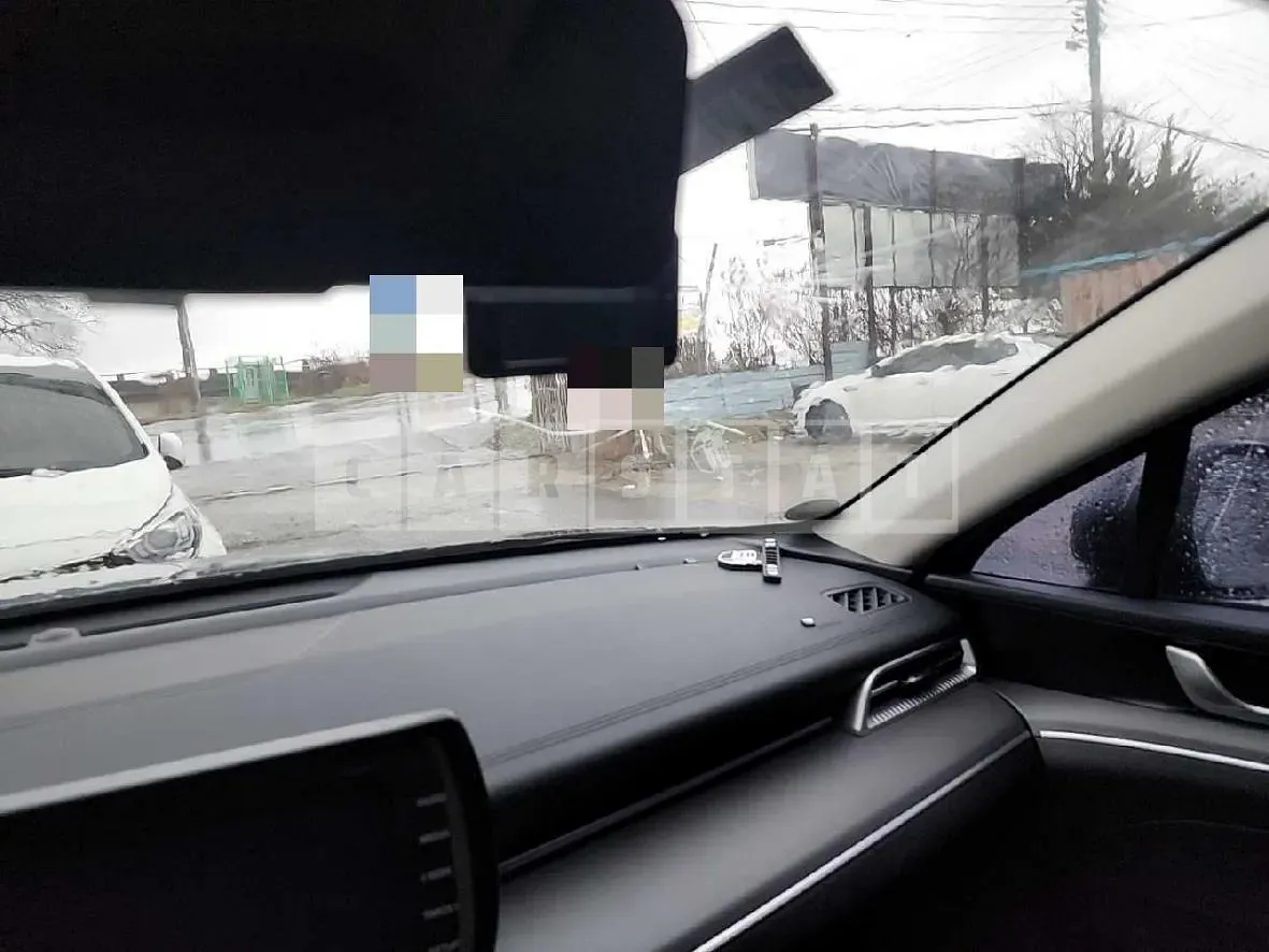 Photo 2 of 17: 2020 Kia K5, VIN KNAG241ABLA036003 — Korean insurance auction