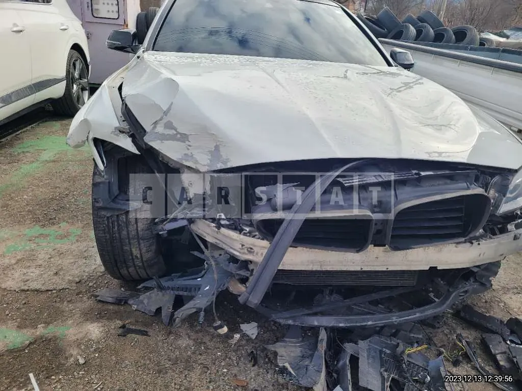 Photo 2 of 19: 2016 BMW 520d, VIN WBA5E5106GG200978 — Korean insurance auction