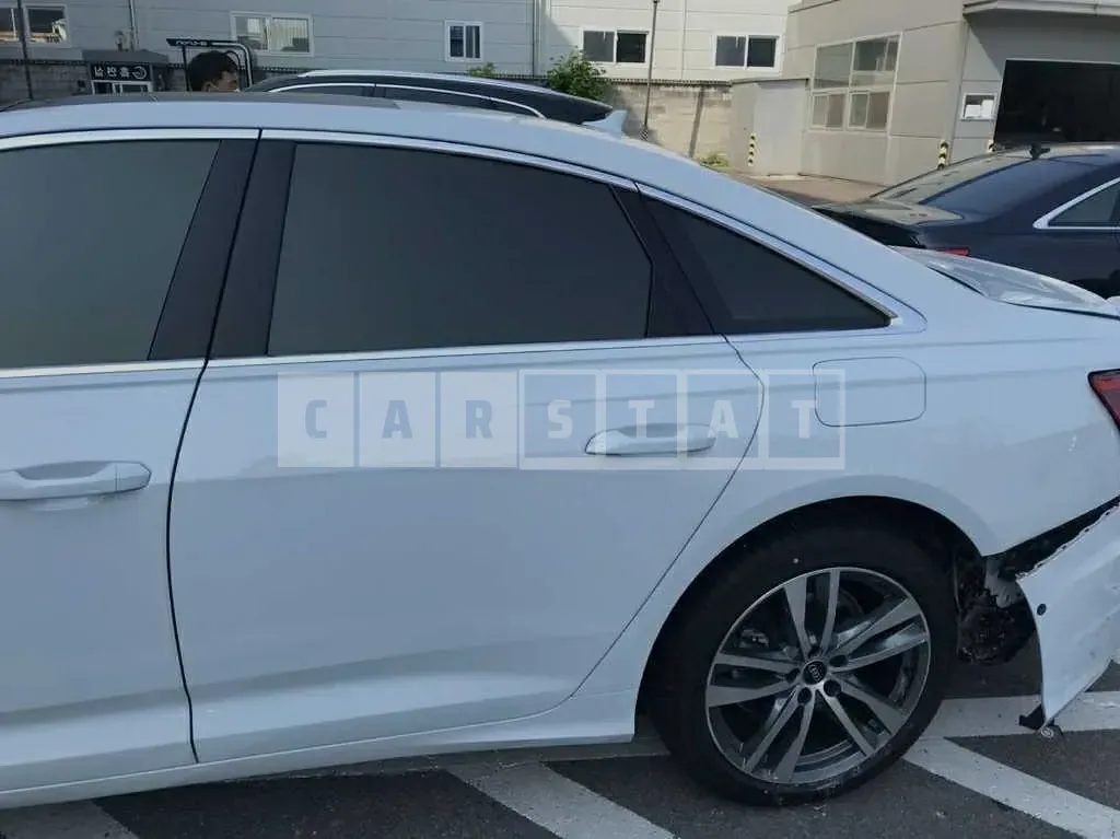 Photo 2 of 9: 2021 Audi A6 40 TDI, VIN WAUZZZF25MN072649 — Korean insurance auction