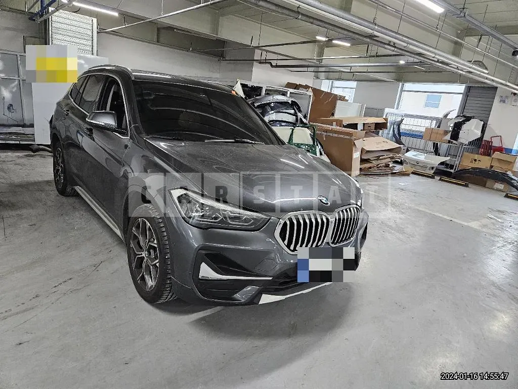 Photo 2 of 12: 2021 BMW X1 xDrive20i — Korean insurance auction