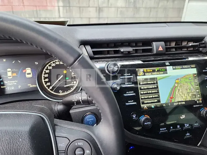Photo 2 of 14: 2018 Toyota Camry Hybrid, VIN JTNB21HKXJ3000663 — Korean insurance auction
