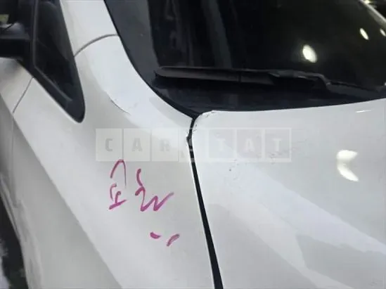 Photo 2 of 27: 2019 Kia Carnival — Korean insurance auction