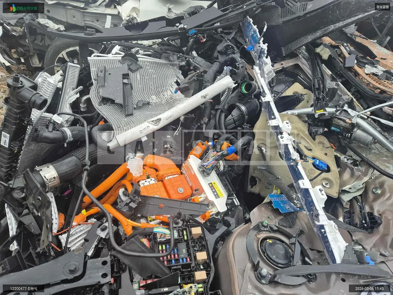 Photo 2 of 46: 2025 Hyundai Palisade Hybrid, VIN KMHRK81ADTU061714 — Korean insurance auction