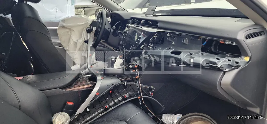 Photo 2 of 9: 2020 Toyota Camry Hybrid, VIN JTNB21HK0L3081952 — Korean insurance auction