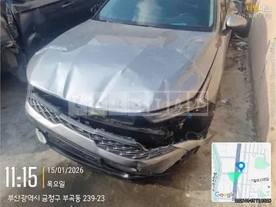 Photo 1 of 17: 2023 Kia K5 — Korean insurance auction