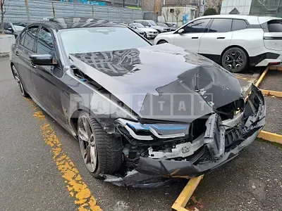 2022 BMW M550i xDrive