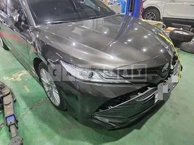 Photo 1 of 25: 2018 Toyota Camry Hybrid — Korean insurance auction