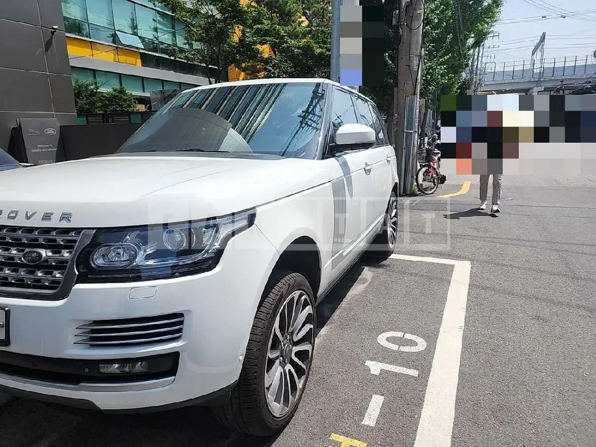 Photo 2 of 22: 2015 Land Rover Range Rover 4.4d, VIN SALGA2JF3FA230623 — Korean insurance auction