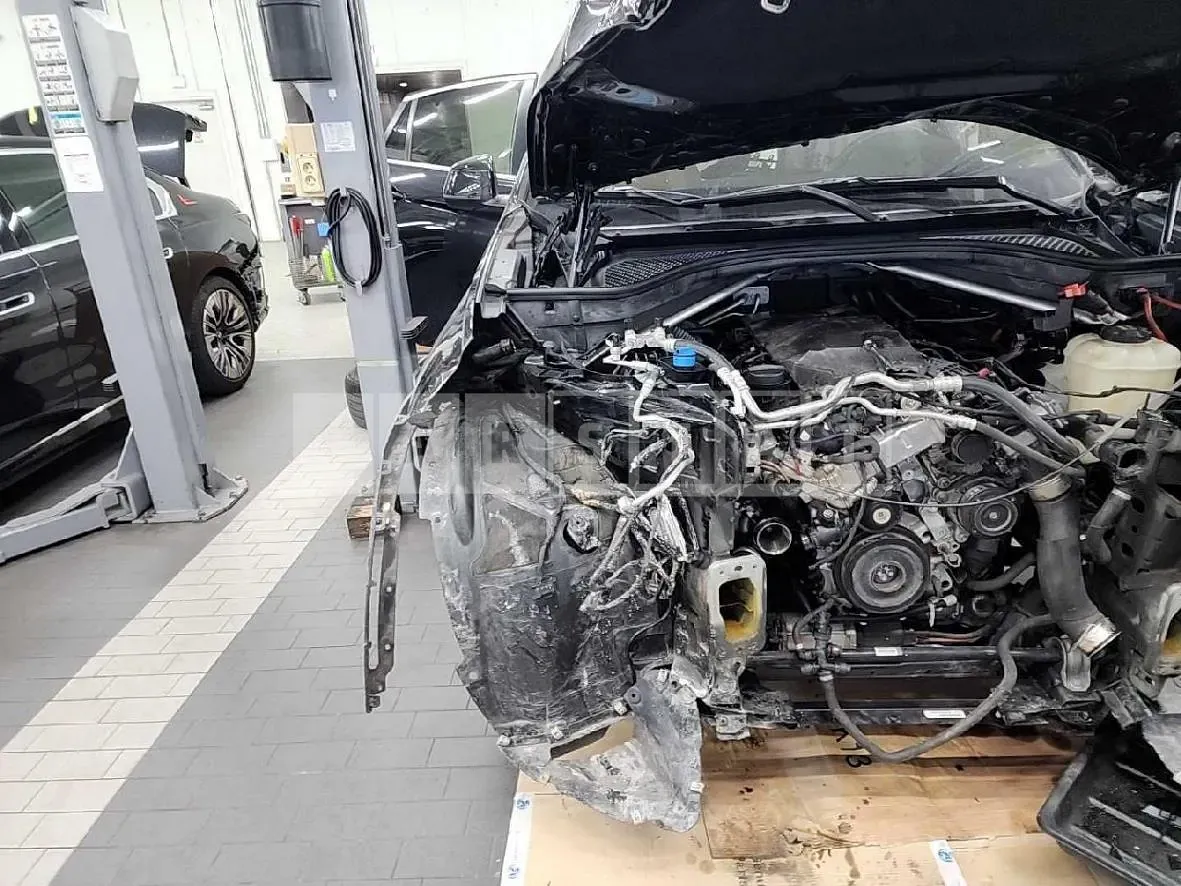 Photo 2 of 21: 2017 BMW X6 xDrive30d, VIN WBAKV2105H0V42899 — Korean insurance auction