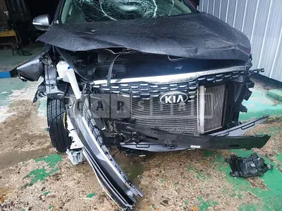 Photo 1 of 15: 2017 Kia Sorento /Sorrento, VIN KNAPS81BBJA406375 — Korean insurance auction