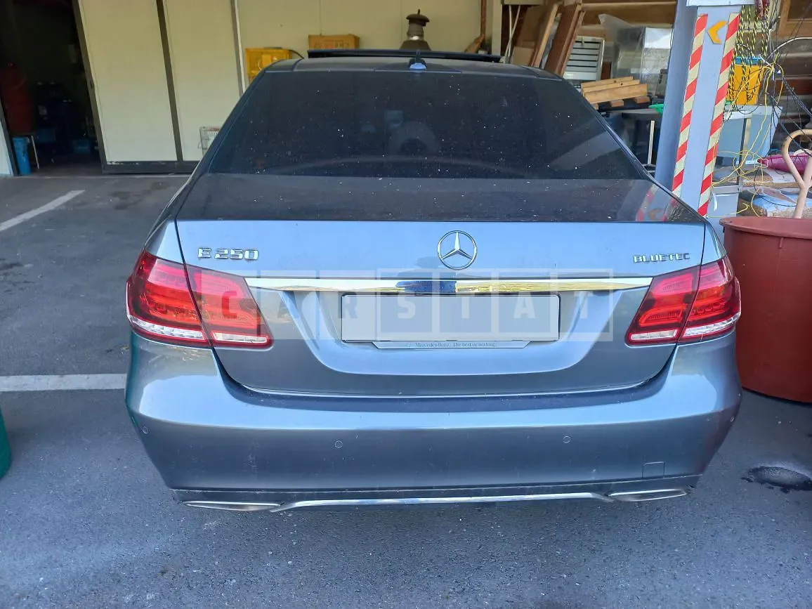 Photo 2 of 6: 2015 Mercedes-Benz E250 BlueTec 4Matic — Korean insurance auction