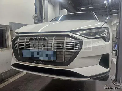 Photo 1 of 34: 2020 Audi e-tron 55 quattro — Korean insurance auction