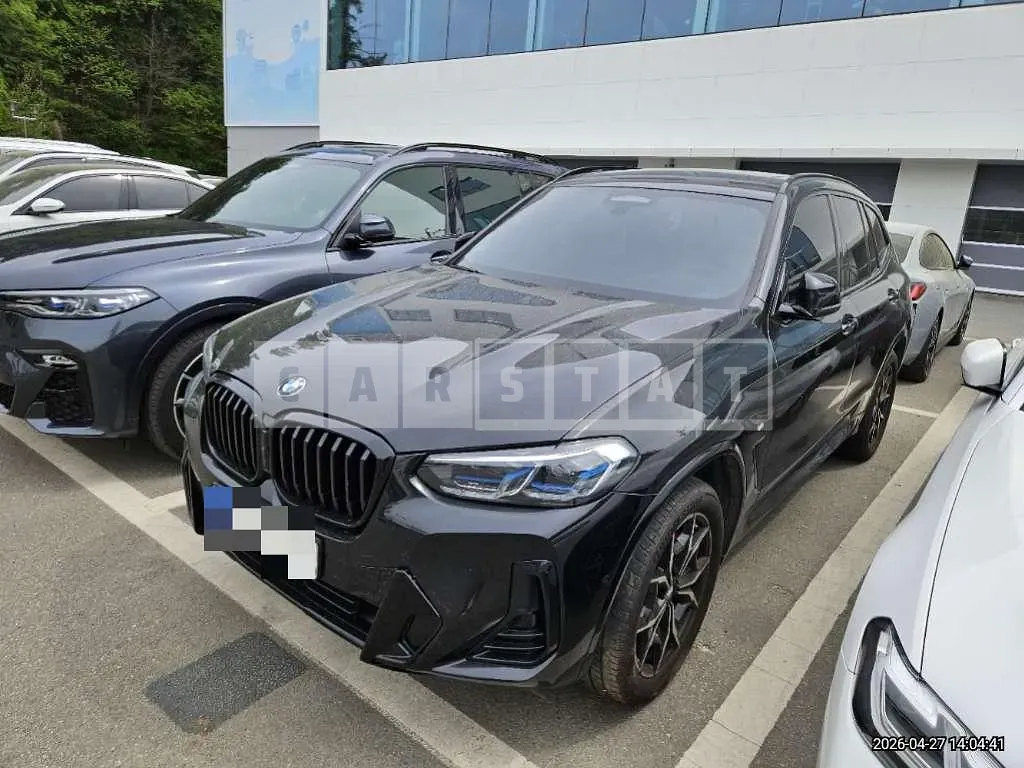 Photo 2 of 11: 2024 BMW X3 xDrive20i — Korean insurance auction