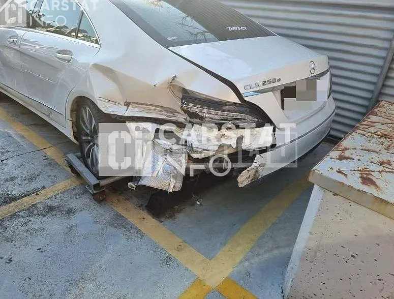 Photo 2 of 4: 2017 Mercedes-Benz CLS250 d 4Matic — Korean insurance auction