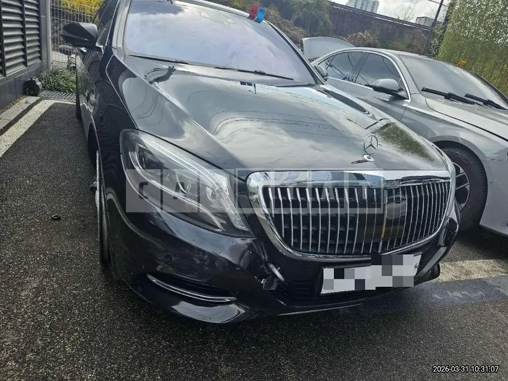 Photo 2 of 18: 2016 Mercedes-Benz Maybach S500 4Matic — Korean insurance auction