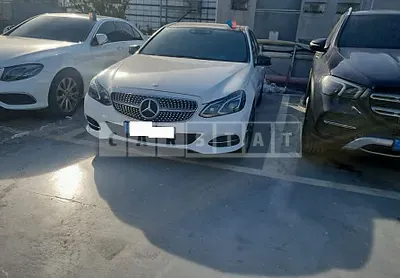 Photo 1 of 18: 2016 Mercedes-Benz E300 4Matic, VIN WDDHF8BB7GB240794 — Korean insurance auction