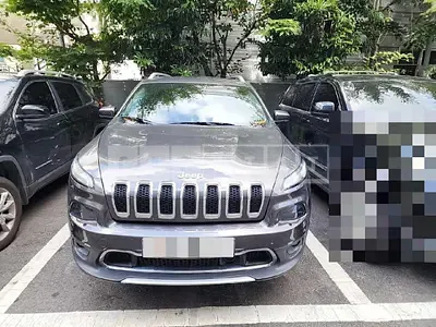 Photo 1 of 13: 2015 Jeep Straw Cherokee — Korean insurance auction