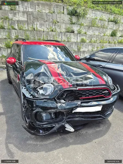 Photo 1 of 40: 2019 MINI Cooper Jcw, VIN WMWYV9108K3H89751 — Korean insurance auction