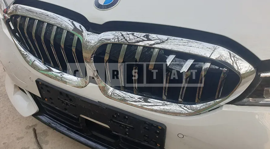Photo 2 of 5: 2021 BMW 320i, VIN WBA5X5104MFL49188 — Korean insurance auction