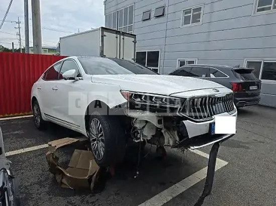 Photo 2 of 18: 2020 Kia K7 — Korean insurance auction