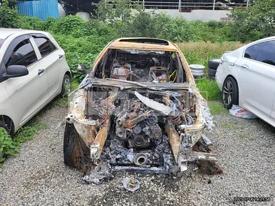 Photo 1 of 12: 2016 BMW 520d — Korean insurance auction