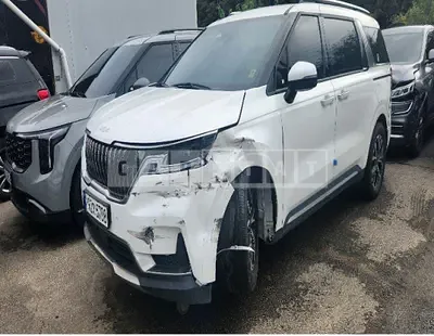 Photo 1 of 35: 2023 Kia Carnival — Korean insurance auction