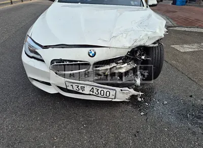 Photo 1 of 10: 2016 BMW 520d xDrive, VIN WBA5E7104GG157141 — Korean insurance auction