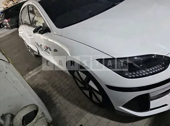 Photo 2 of 25: 2025 Hyundai IONIQ 6 — Korean insurance auction